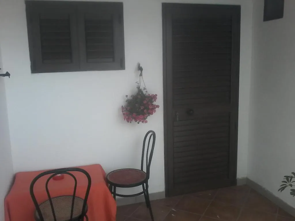 B&B Domo De Pedra Tottubella 0*,